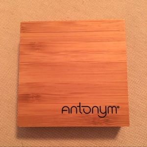 Antonym eye palette